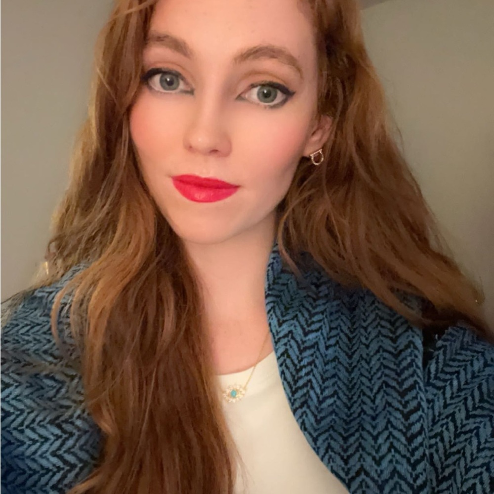 Meet your Posher, Claire Marie